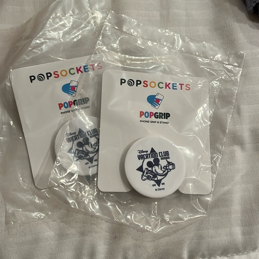 Disney Vacation Club - set of 2 Popsockets